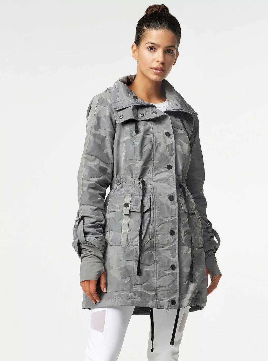 Blanc Noir Camo Anorak - Middelgrijs Haaienleer*Vrouwen Jassen En Anoraks