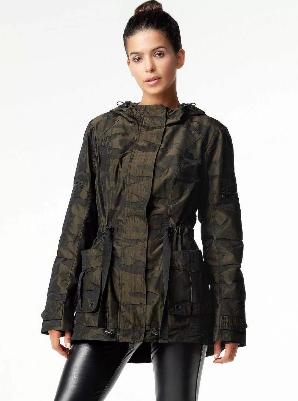 Blanc Noir Camo Grenadier-Jas*Vrouwen Jassen En Anoraks