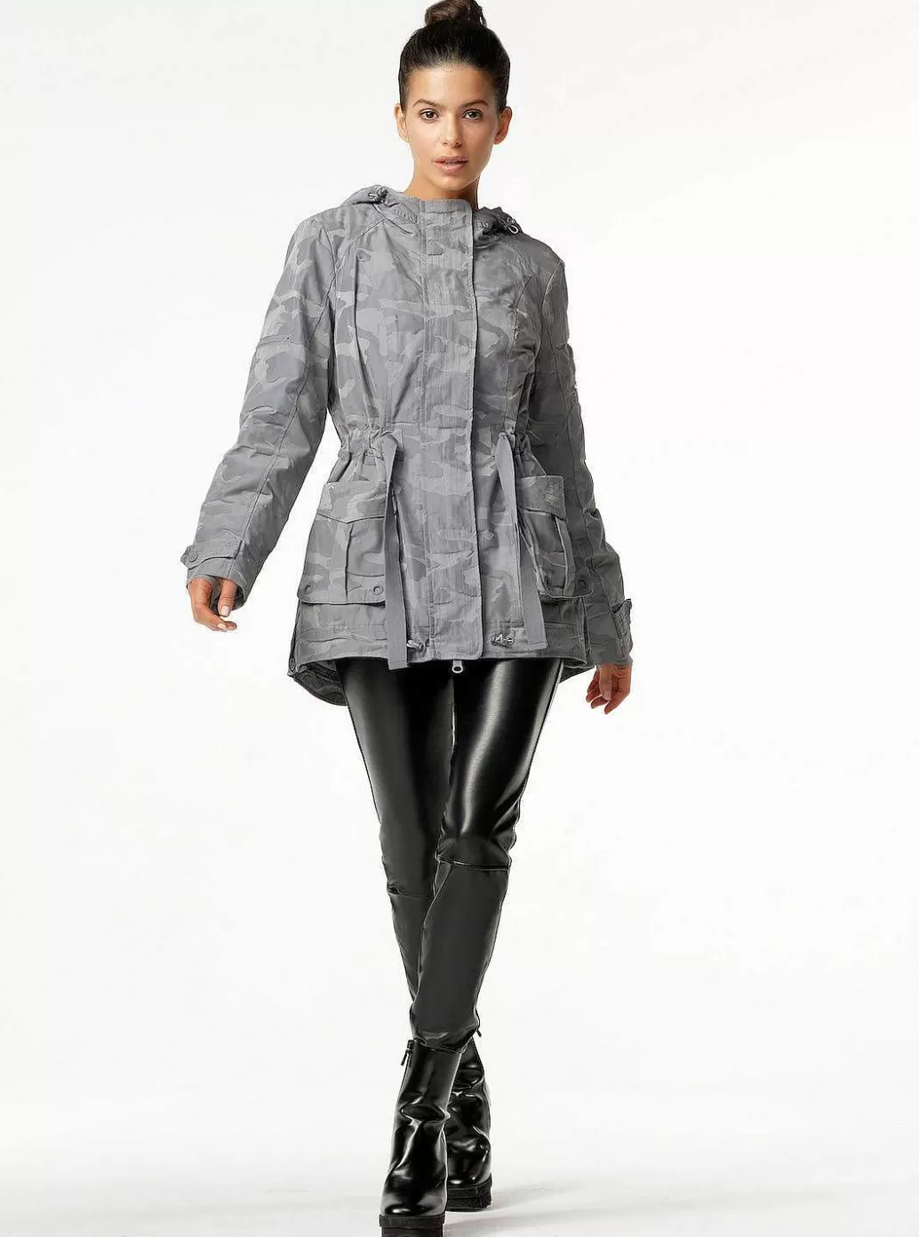 Blanc Noir Camo Grenadier-Jas*Vrouwen Jassen En Anoraks