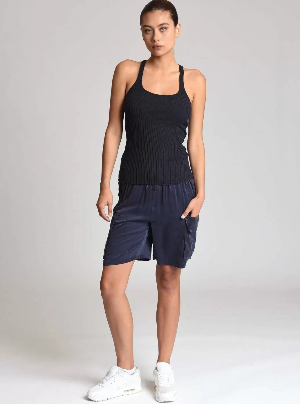 Blanc Noir Chelsea Zijden Bermudashort*Vrouwen Marineblauw