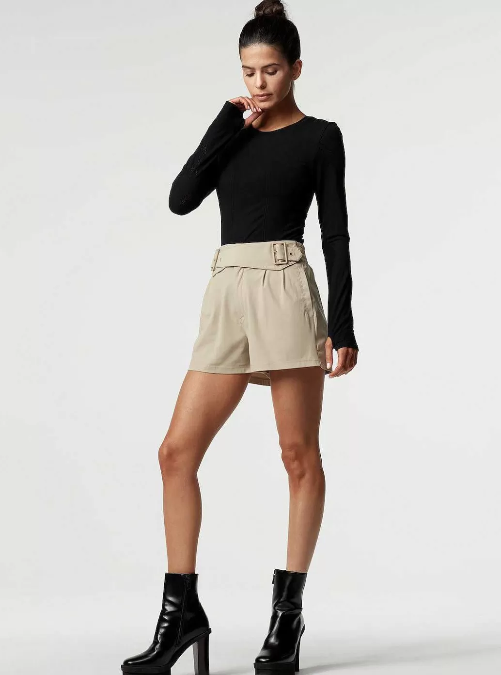 Blanc Noir Mastermind Utility Short*Vrouwen Meesterbrein En Tektoniek