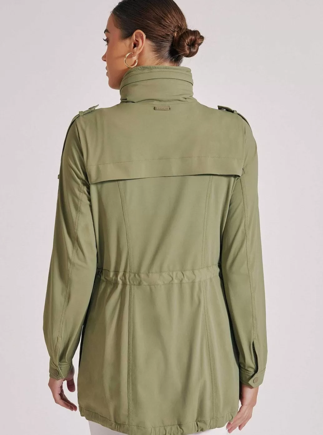 Blanc Noir Meesterbrein Anorak*Vrouwen Olijf